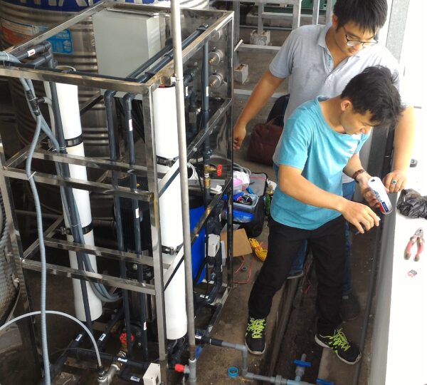 Hệ thống lọc nước tinh khiết RO