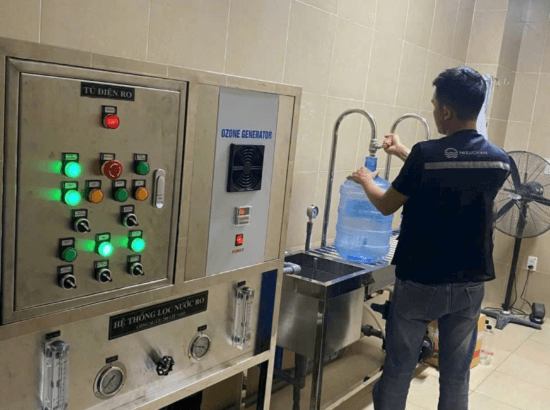 Hệ thống sản xuất nước đóng chai 250L/h -TP.HCM